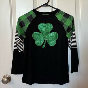 BesserBay Girls St Patrick's Clover Plaid Shirt,  Stripes, Raglan Long Sleeve